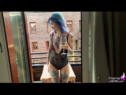 ❤️ Ochiq osmon ostida ehtiros bilan so'rayotgan ajoyib qiz Sifatli jinsiy aloqa uz.porno-filmy.ru ❌